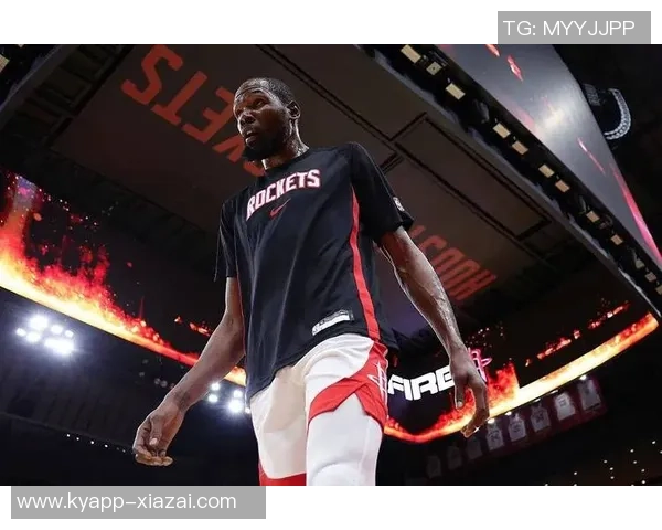 杜兰特分享NBA杯感受适应新赛制重视球迷反馈